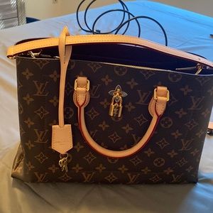 Louis Vuitton flower tote bag, with the flower and LV design,very nice!